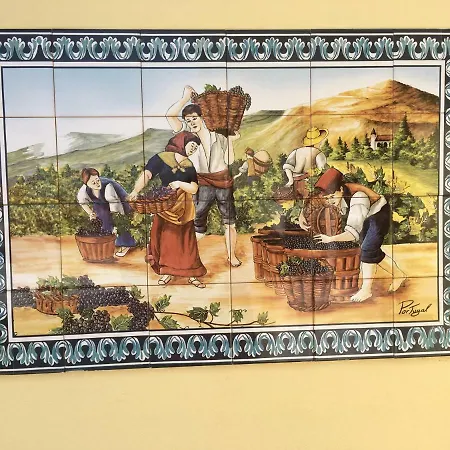 Adelaide House Feriegård Praia do Norte