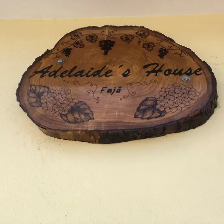 Adelaide House *