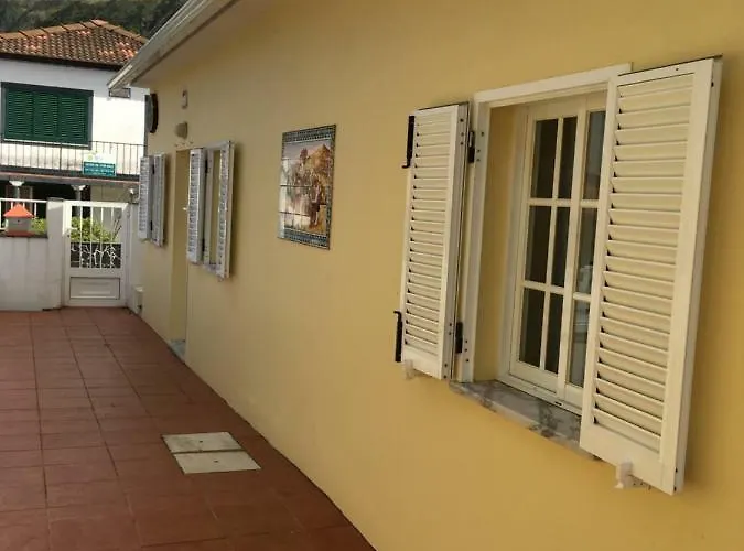 Adelaide House Praia do Norte